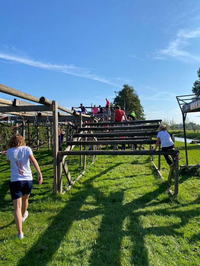 Waarom Houten Obstakels de Voorkeur Genieten in Obstakelbanen: Natuurlijke Voordelen Onthuld | Schipper Bootcamp Hazerswoude-Rijndijk